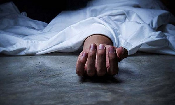 আমবাগানে পড়ে ছিল কৃষকের গলাকাটা মরদেহ