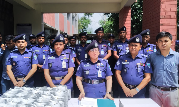 মাটিরাঙ্গায় সাড়ে ১০ লাখ টাকার ডেঙ্গু পরীক্ষার কীটসহ ৬ জন গ্রেপ্তার