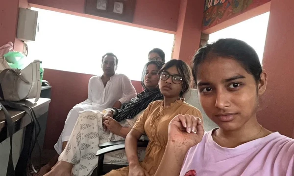 পুলিশি নিরাপত্তায় বাসায় ফিরলেন ডিএজি এমরান