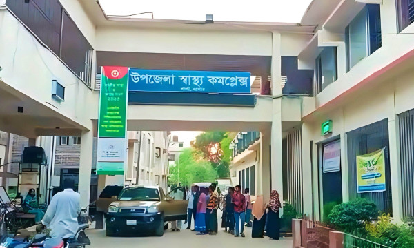 শার্শা উপজেলা স্বাস্থ্য কমপ্লেক্সে চিকিৎসক ও জনবল স্বল্পতায় সেবা ব্যাহত