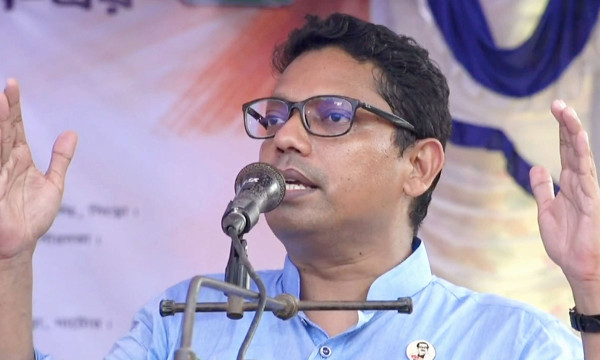 ‘আমাদের ভুলের শাস্তি শেখ হাসিনাকে দেবেন না’