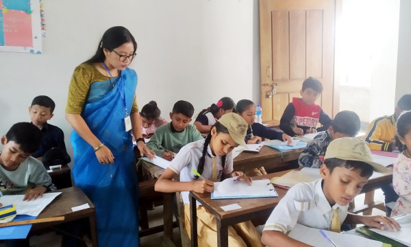 কমলগঞ্জে অয়েকপম ফাউন্ডেশনের মেধা-বৃত্তি পরীক্ষা সম্পন্ন