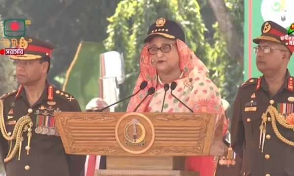 যেকোন ক্ষেত্রেই আমাদের সশস্ত্র বাহিনী জনগণের পাশে দাঁড়ায়: প্রধানমন্ত্রী