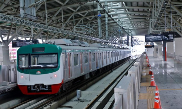 মেট্রোরেল চলাচল বন্ধ