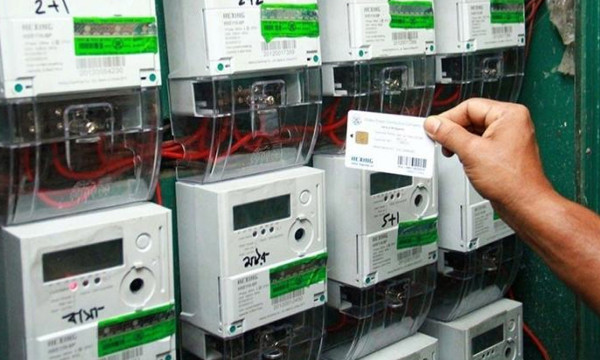 বিদ্যুতের প্রিপেইড মিটারে বাড়তি চার্জ: সংশ্লিষ্টদের আইনি নোটিশ