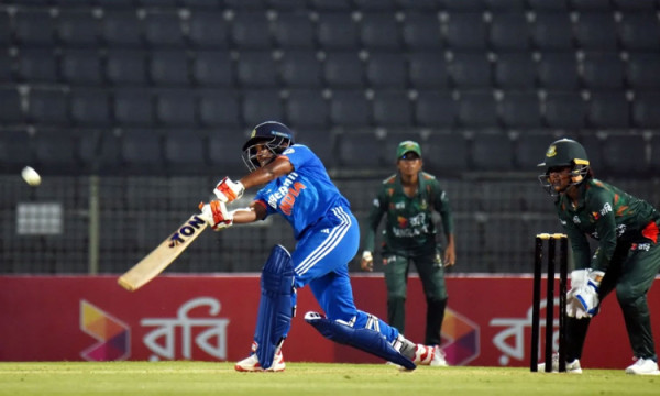 এশিয়া কাপে আজ ভারতের মুখোমুখি বাংলাদেশ