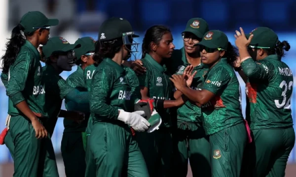 ১০ বছর পর জয়ের মুখ দেখল বাংলাদেশ