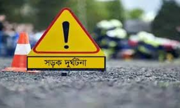 মধুপুরে বাস-পিকআপ সংঘর্ষে নিহত ৪