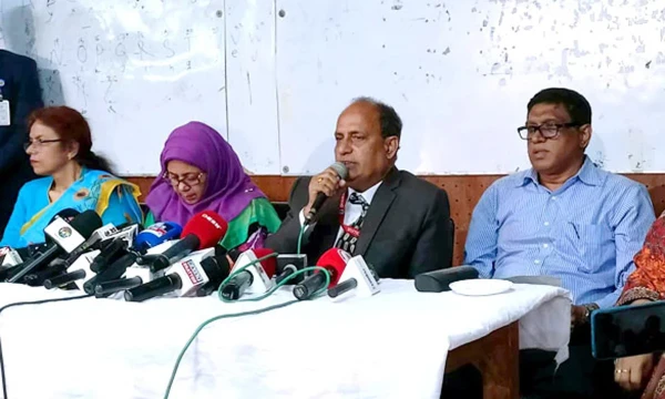 ‘সংঘর্ষ এড়াতে’ সিটি কলেজ সরিয়ে নেওয়ার দাবি ঢাকা কলেজ কর্তৃপক্ষের