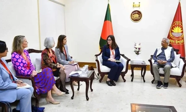 অন্তর্বর্তী সরকার শ্রম সংস্কারে প্রতিশ্রুতিবদ্ধ: ড. ইউনূস