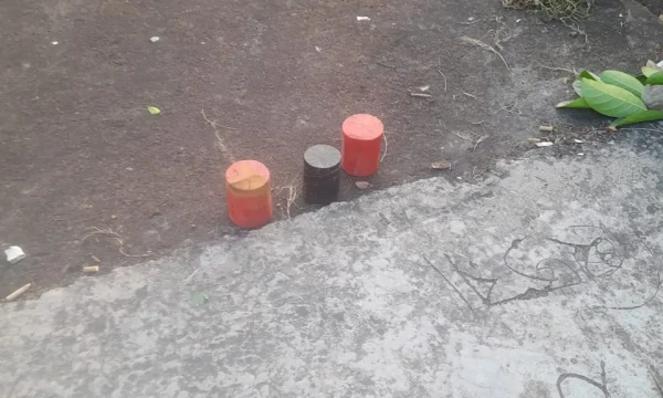 চাঁপাইনবাবগঞ্জ শহরজুড়ে ককটেল আতঙ্ক