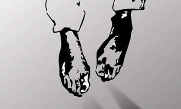 মানিকগঞ্জে বাসা থেকে আইনজীবীর ঝুলন্ত মরদেহ উদ্ধার